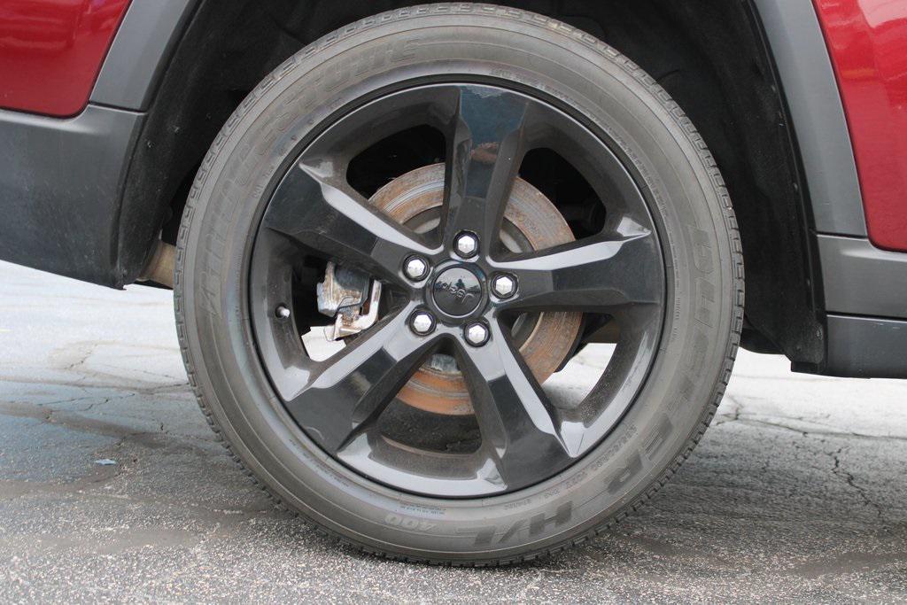 used 2023 Jeep Grand Cherokee L car