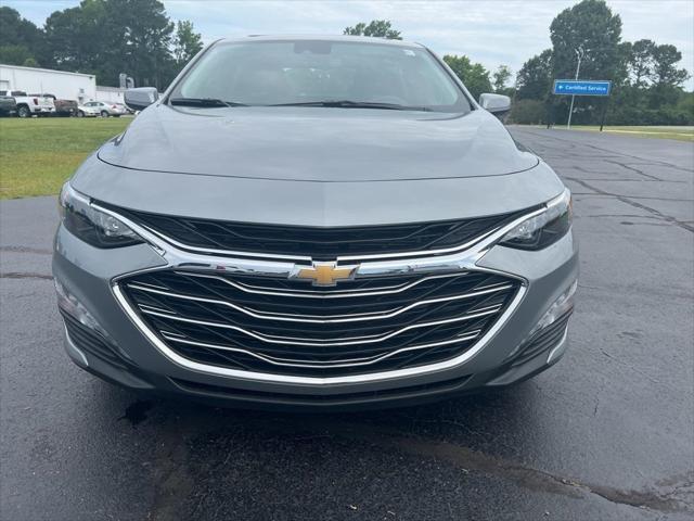 new 2024 Chevrolet Malibu car, priced at $27,401