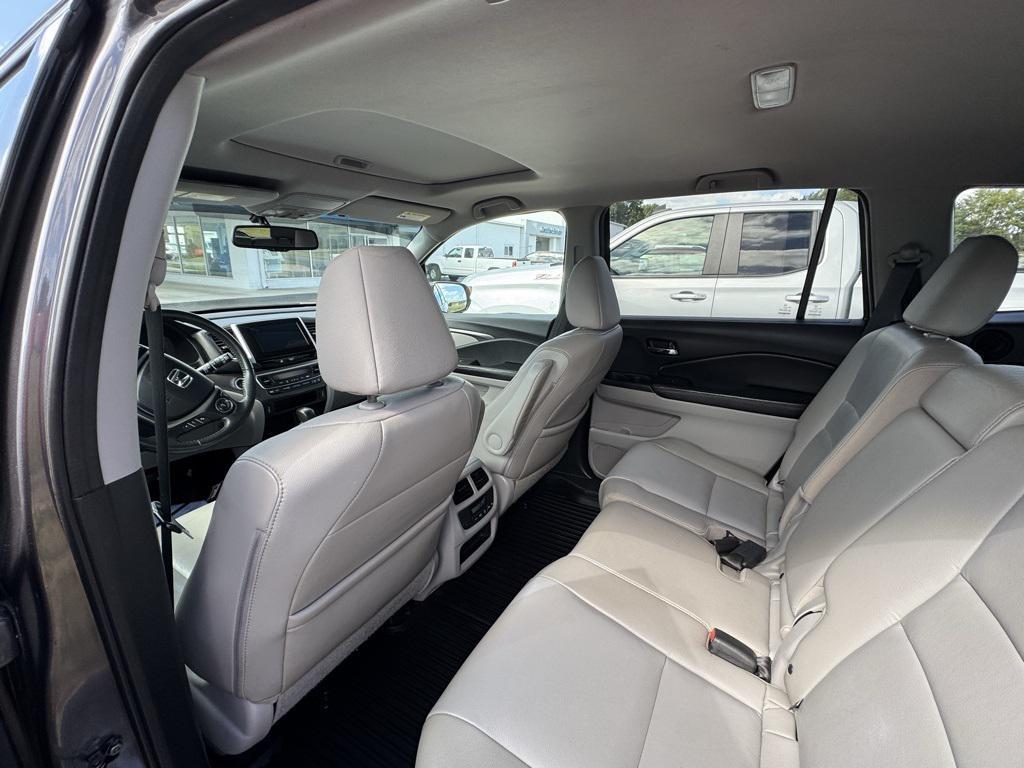used 2017 Honda Pilot car, priced at $14,888
