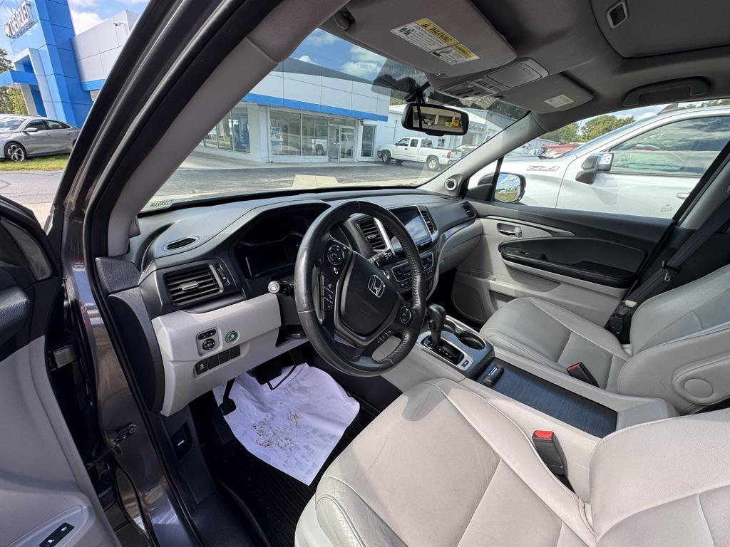 used 2017 Honda Pilot car, priced at $14,888