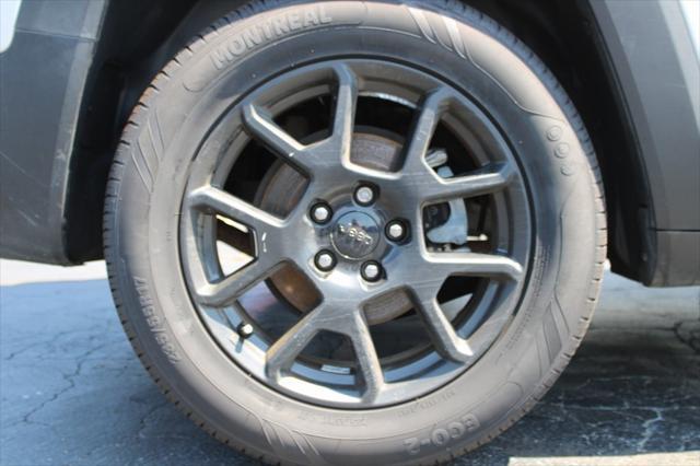 used 2020 Jeep Renegade car, priced at $11,183
