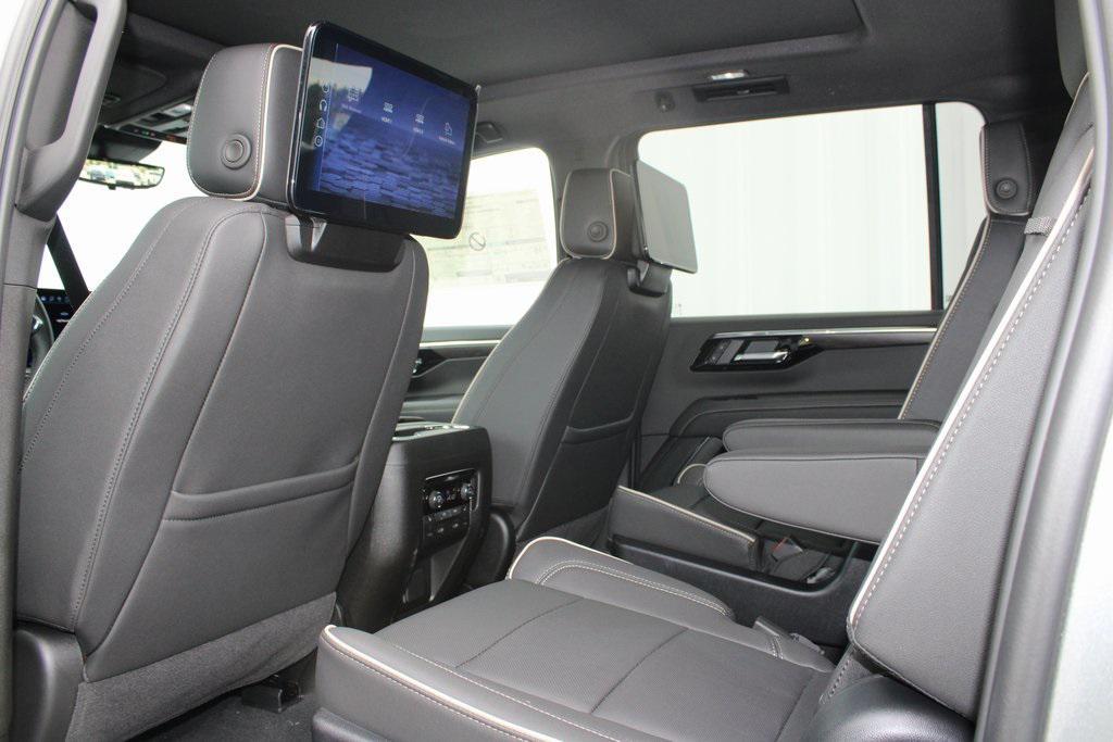 new 2025 Chevrolet Suburban car, priced at $83,828