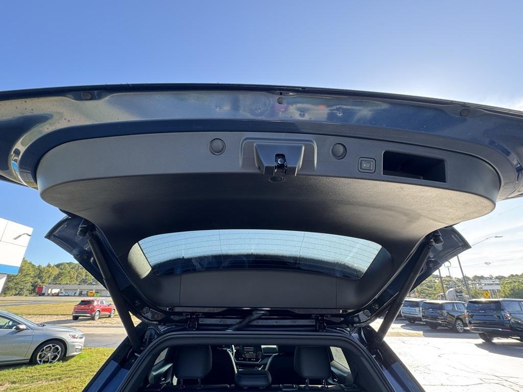 new 2026 Chevrolet Equinox car, priced at $32,780