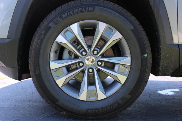 new 2026 Chevrolet Equinox car, priced at $34,045