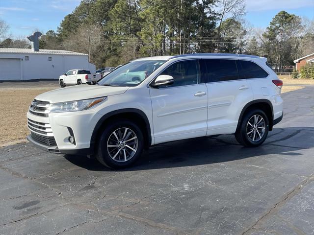 used 2018 Toyota Highlander car, priced at $23,891