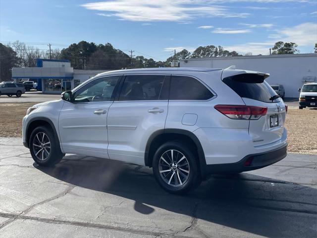 used 2018 Toyota Highlander car, priced at $23,891