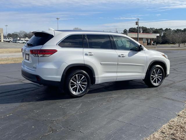 used 2018 Toyota Highlander car, priced at $23,891