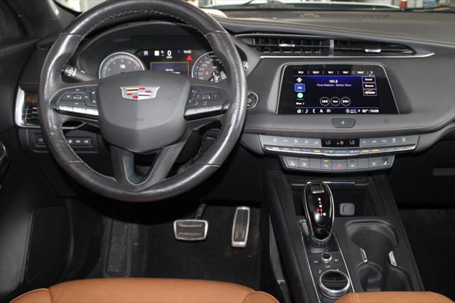 used 2021 Cadillac XT4 car, priced at $29,995