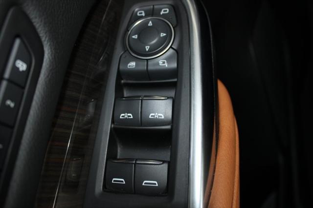 used 2021 Cadillac XT4 car, priced at $29,995