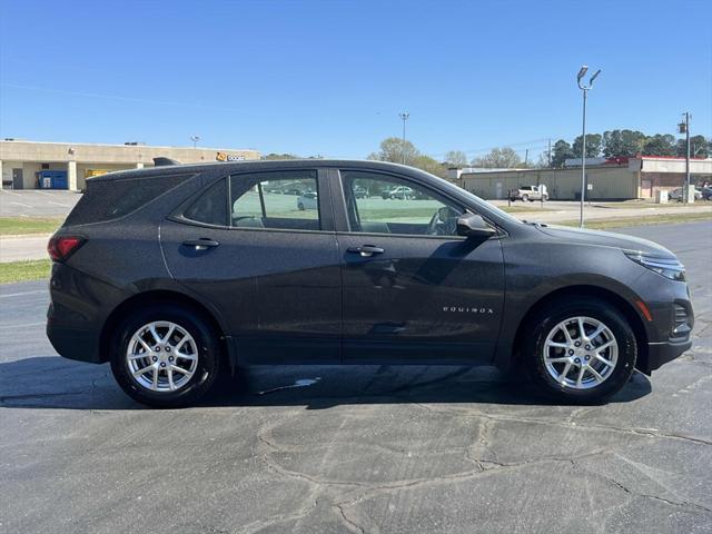 used 2022 Chevrolet Equinox car, priced at $18,905