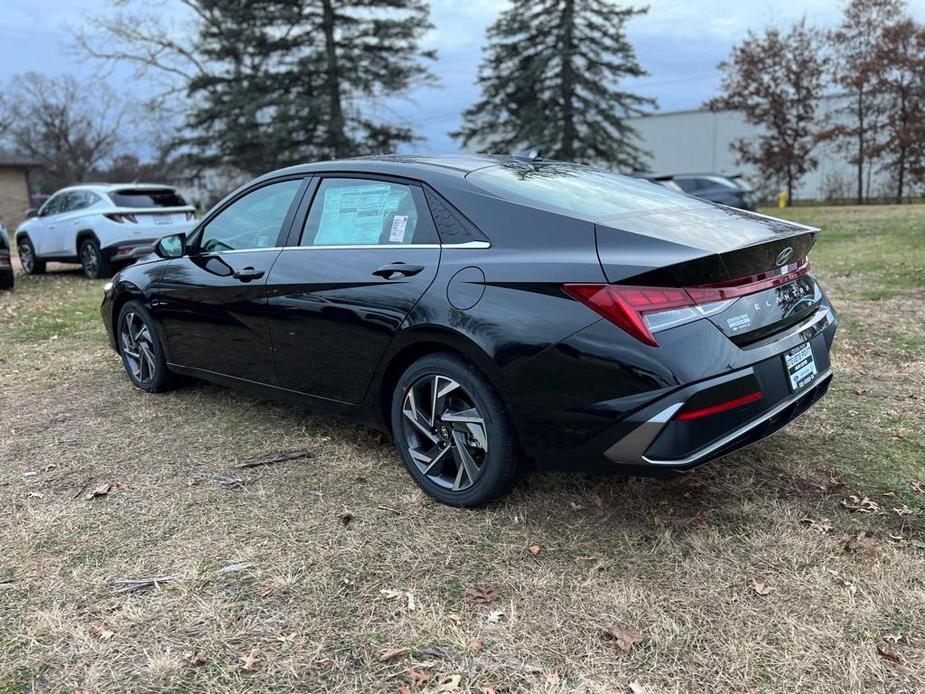 new 2025 Hyundai Elantra HEV car, priced at $29,058