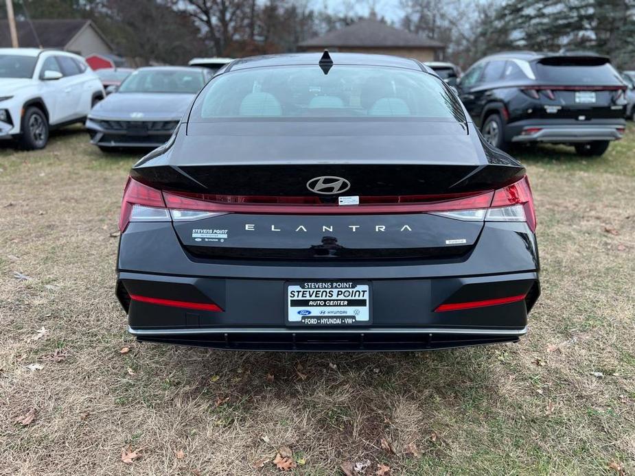 new 2025 Hyundai Elantra HEV car, priced at $29,058