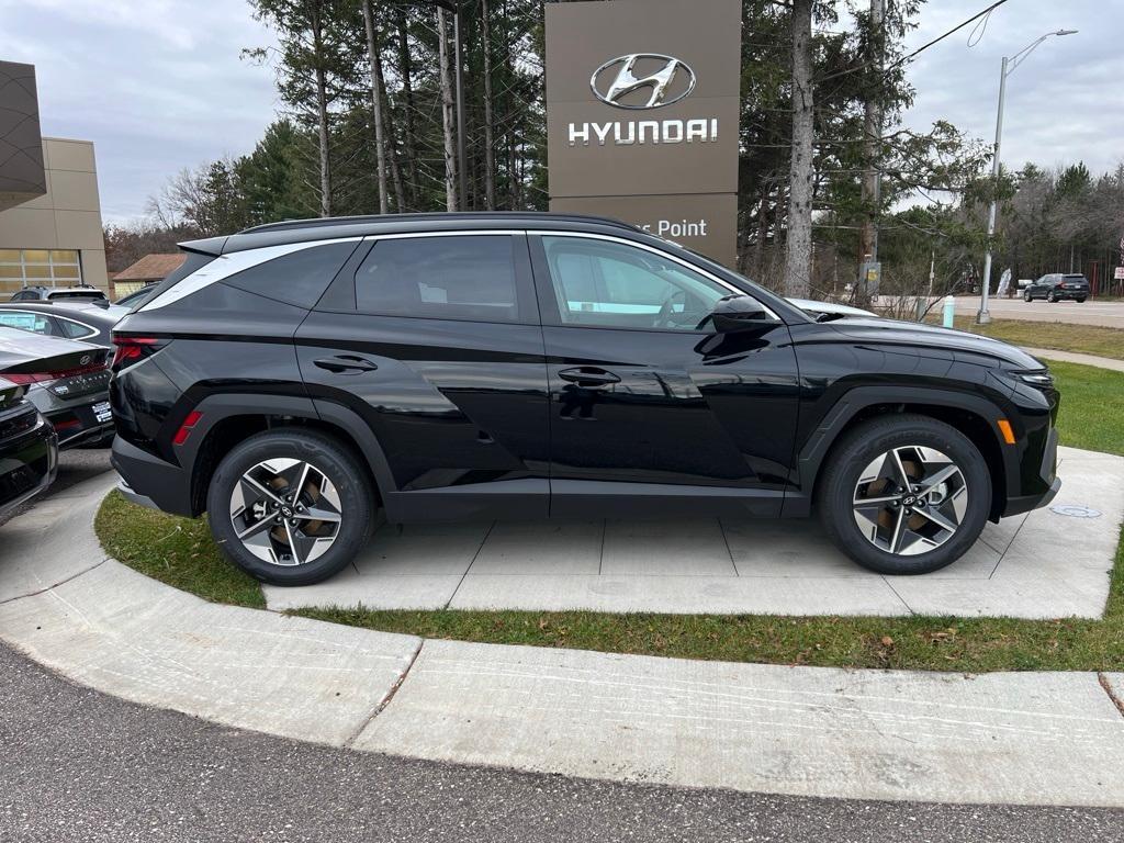 new 2025 Hyundai Tucson car, priced at $30,730