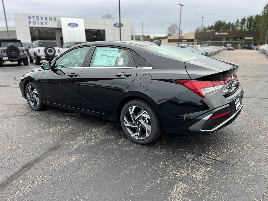 new 2025 Hyundai Elantra car, priced at $25,383