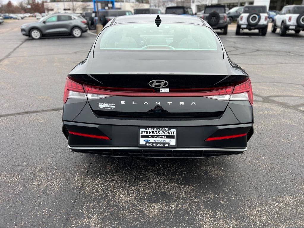 new 2025 Hyundai Elantra car, priced at $25,383