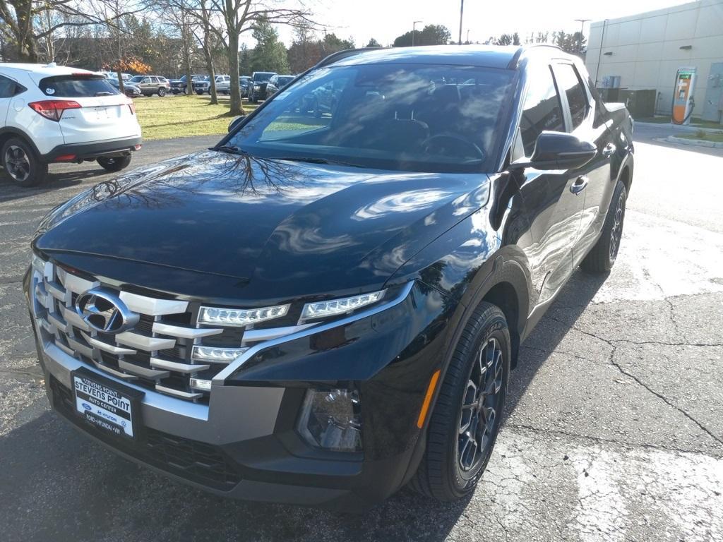 used 2023 Hyundai Santa Cruz car, priced at $28,287