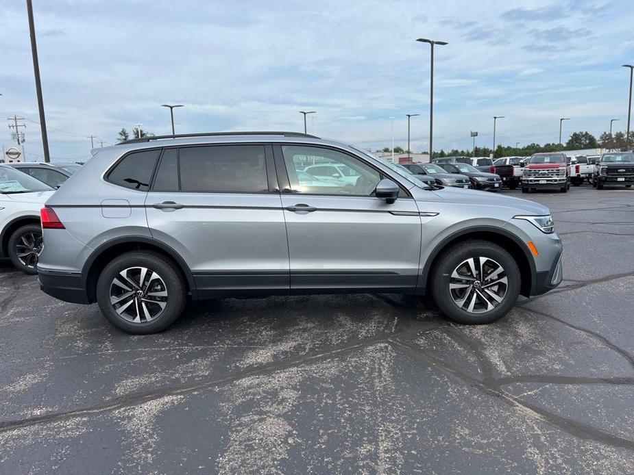 new 2024 Volkswagen Tiguan car, priced at $28,951