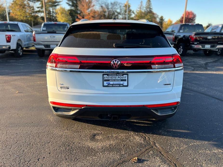 new 2024 Volkswagen Atlas Cross Sport car, priced at $41,597