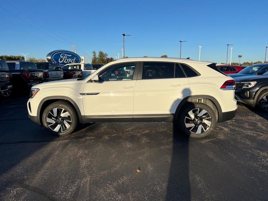 new 2024 Volkswagen Atlas Cross Sport car, priced at $41,597