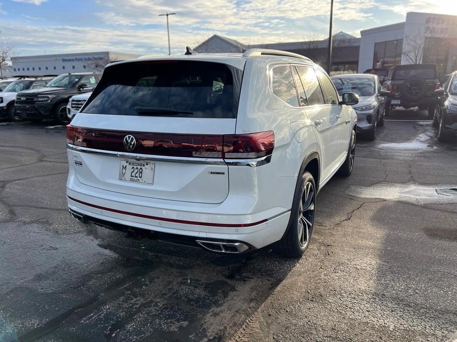 new 2025 Volkswagen Atlas car, priced at $51,880