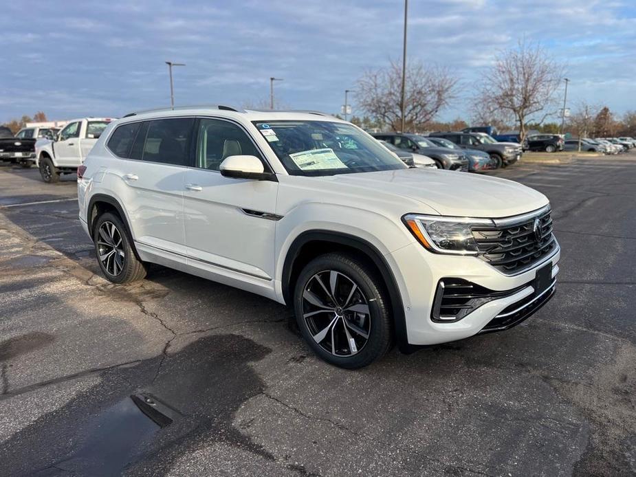 new 2025 Volkswagen Atlas car, priced at $51,880