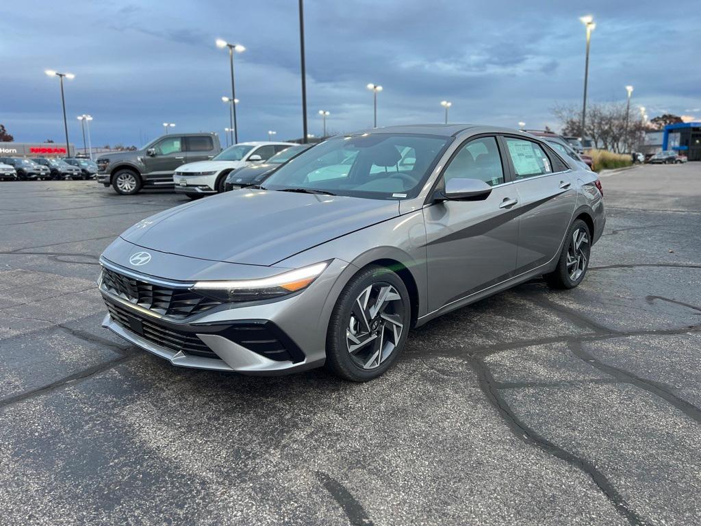 new 2025 Hyundai Elantra car, priced at $25,435