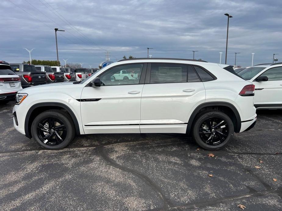 new 2025 Volkswagen Atlas Cross Sport car, priced at $48,205