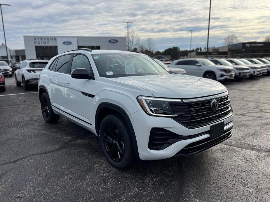 new 2025 Volkswagen Atlas Cross Sport car, priced at $48,205