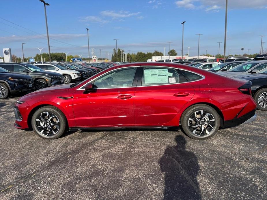 new 2024 Hyundai Sonata car, priced at $27,550