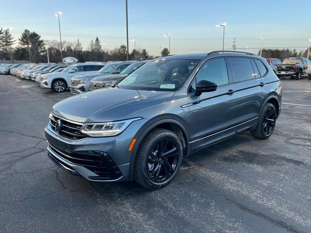 new 2024 Volkswagen Tiguan car, priced at $34,616