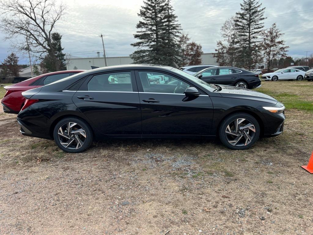 new 2025 Hyundai Elantra car, priced at $25,381