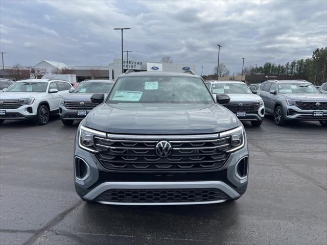 new 2024 Volkswagen Atlas car, priced at $43,392