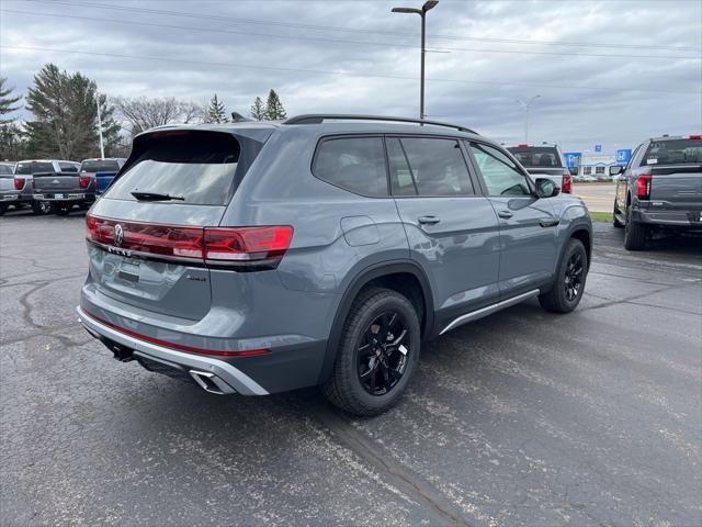 new 2024 Volkswagen Atlas car, priced at $43,392