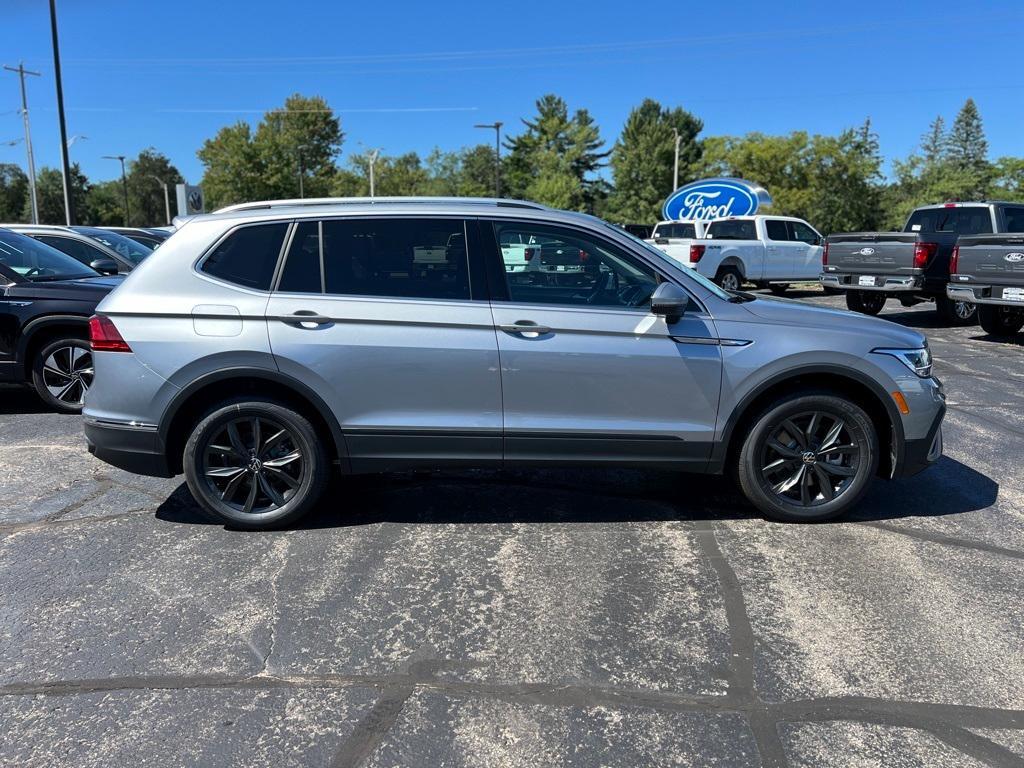 new 2024 Volkswagen Tiguan car, priced at $32,607