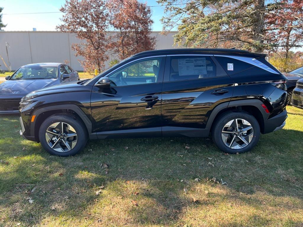 new 2025 Hyundai Tucson Hybrid car, priced at $36,700