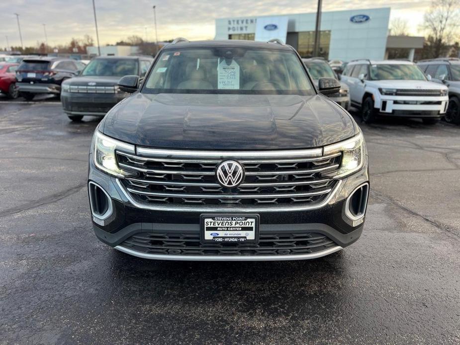 new 2024 Volkswagen Atlas car, priced at $44,801