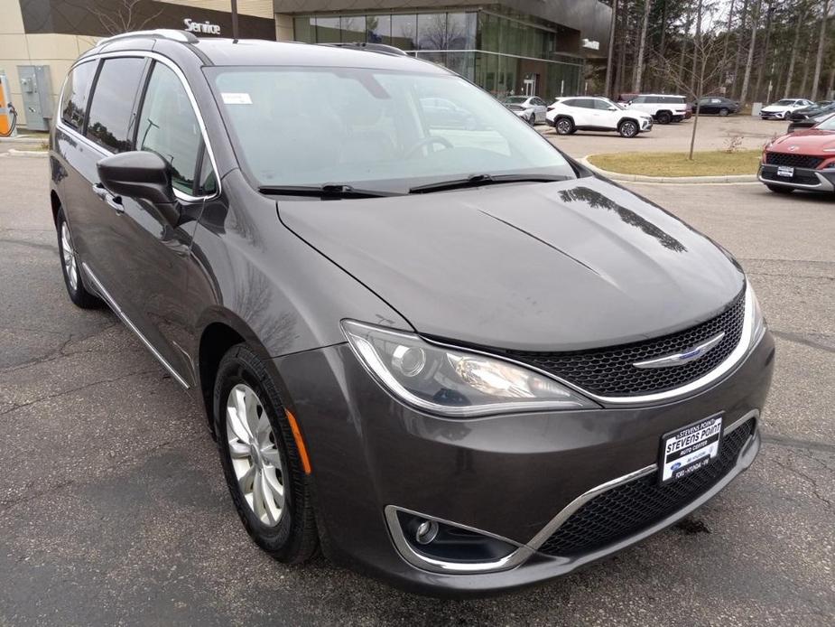 used 2019 Chrysler Pacifica car, priced at $12,422