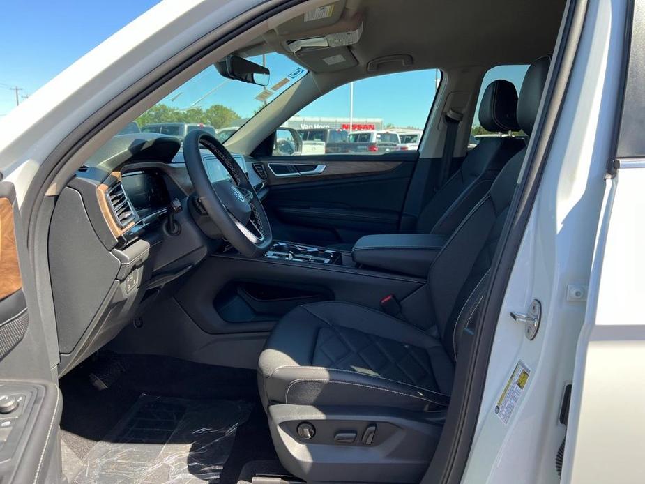 new 2024 Volkswagen Atlas car, priced at $41,490