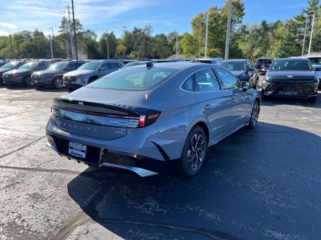 new 2024 Hyundai Sonata car, priced at $28,800