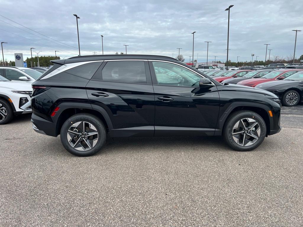 new 2025 Hyundai Tucson car, priced at $34,455