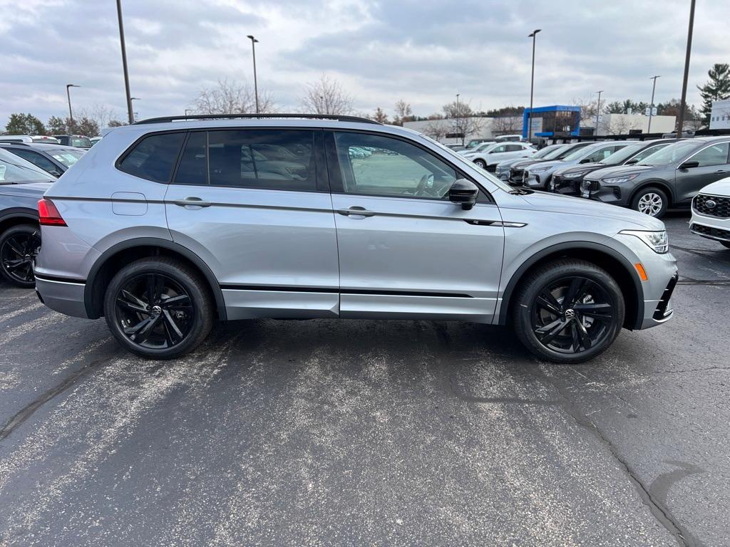 new 2024 Volkswagen Tiguan car, priced at $34,479