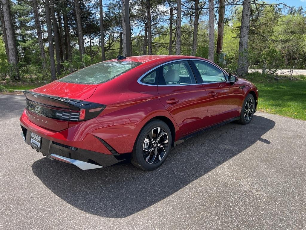 new 2024 Hyundai Sonata car, priced at $26,262