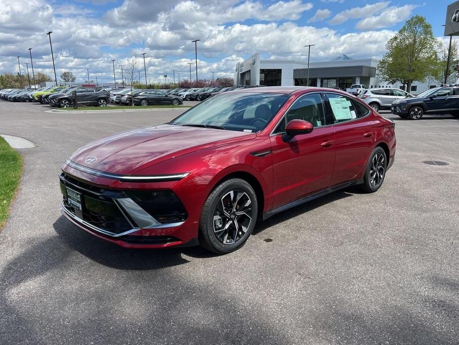 new 2024 Hyundai Sonata car, priced at $26,262