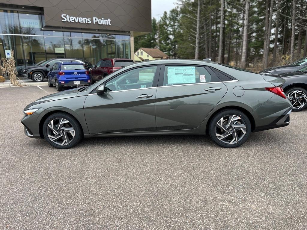 new 2025 Hyundai Elantra car, priced at $25,383