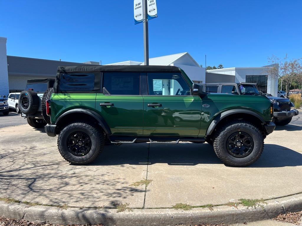 new 2024 Ford Bronco car, priced at $59,380