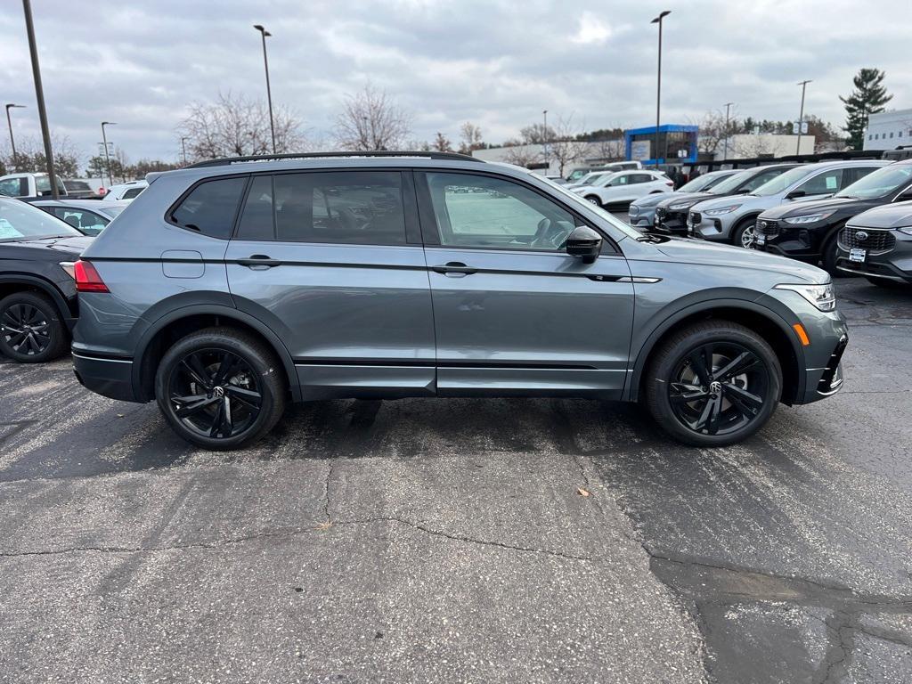 new 2024 Volkswagen Tiguan car, priced at $34,479