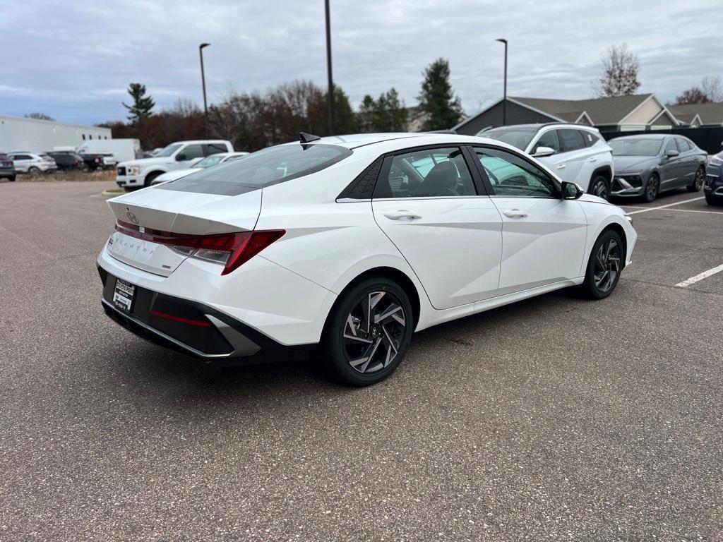 new 2025 Hyundai Elantra HEV car, priced at $29,487