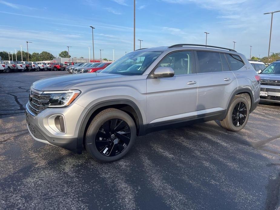 new 2024 Volkswagen Atlas car, priced at $41,886