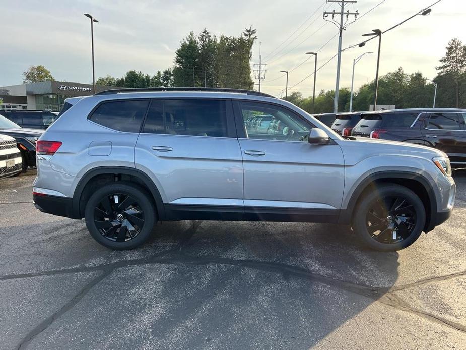 new 2024 Volkswagen Atlas car, priced at $41,886