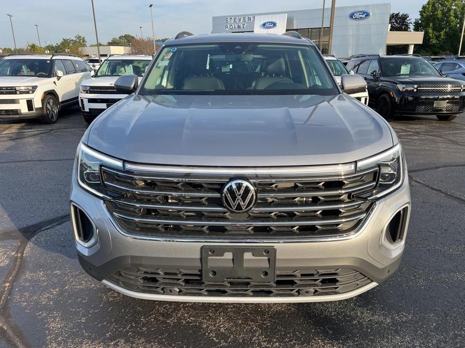 new 2024 Volkswagen Atlas car, priced at $41,886